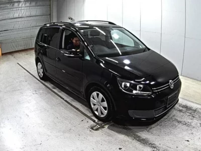 Volkswagen GOLF TOURAN