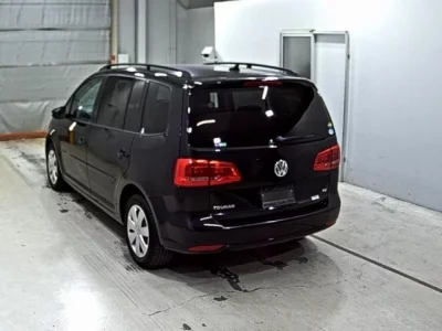 Volkswagen GOLF TOURAN