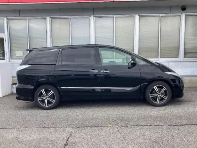 Toyota ESTIMA HYBRID