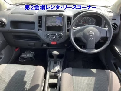 Nissan AD