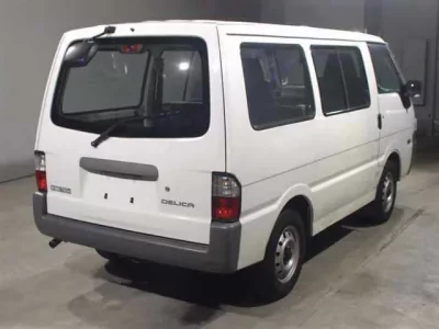 Mitsubishi DELICA
