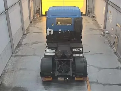 Isuzu TRUCK