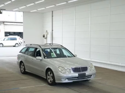 Mercedes-Benz E CLASS WAGON