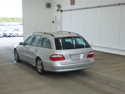 Mercedes-Benz E CLASS WAGON