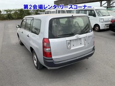 Toyota SUCCEED