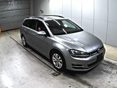 Volkswagen GOLF VARIANT