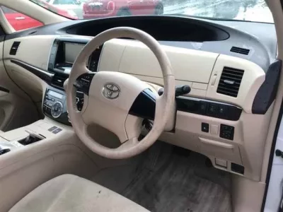 Toyota ESTIMA HYBRID