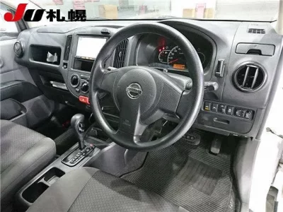 Nissan AD