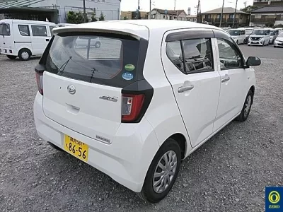 Daihatsu MIRA E S