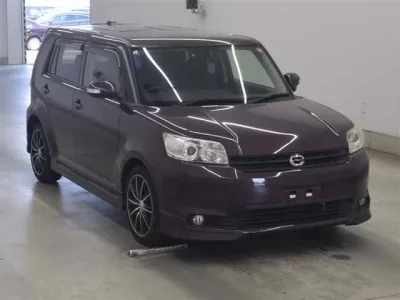 Toyota COROLLA RUMION