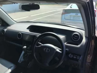 Toyota COROLLA RUMION