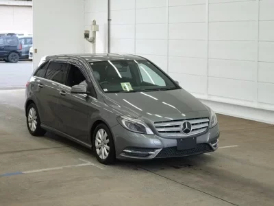Mercedes-Benz B CLASS