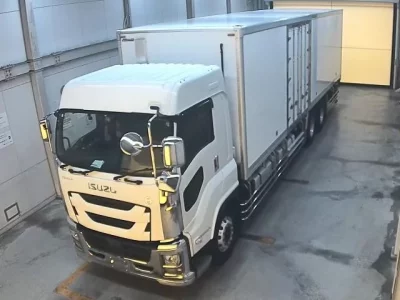 Isuzu TRUCK