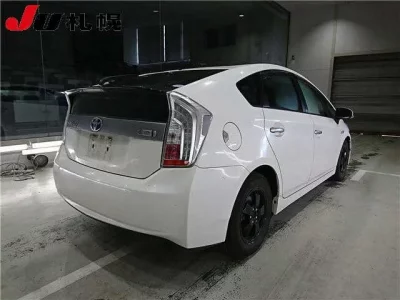 Toyota PRIUS PHV