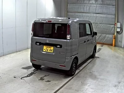 Suzuki SPACIA BASE
