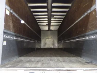 Isuzu TRUCK