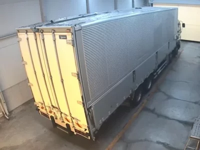 Isuzu TRUCK