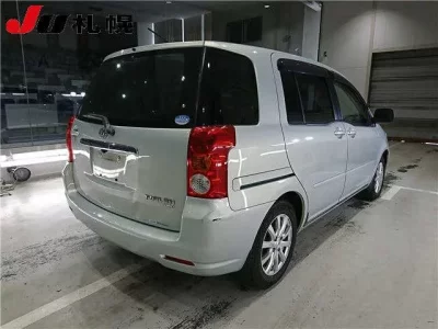 Toyota RAUM