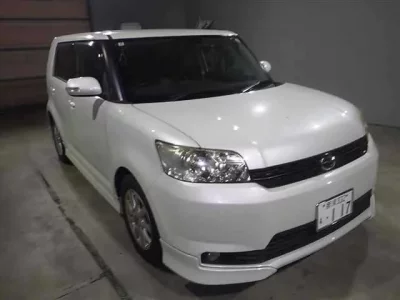 Toyota COROLLA RUMION
