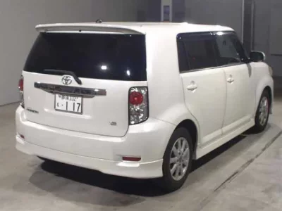 Toyota COROLLA RUMION