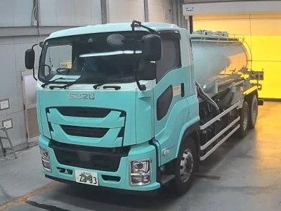 Isuzu TRUCK