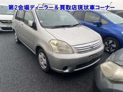 Toyota RAUM