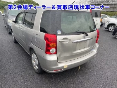 Toyota RAUM