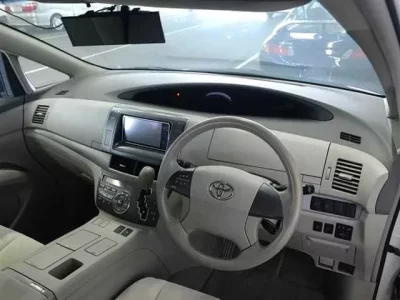 Toyota ESTIMA HYBRID