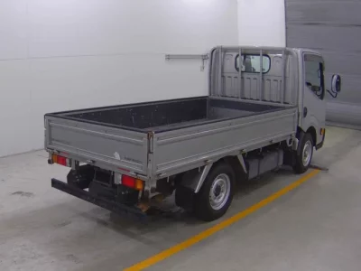 Nissan ATLAS
