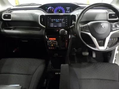 Mitsubishi DELICA D2