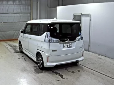 Mitsubishi DELICA D2