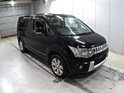 Mitsubishi DELICA D5