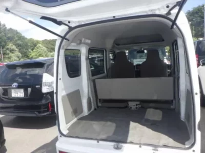 Nissan CLIPPER VAN