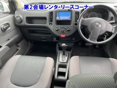 Nissan AD