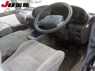 Toyota COASTER