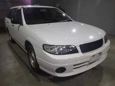 Nissan EXPERT