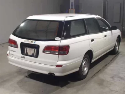 Nissan EXPERT