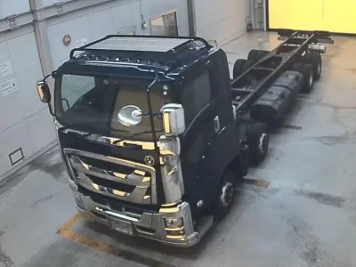 Isuzu TRUCK