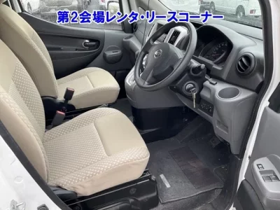 Nissan NV200