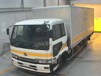 Nissan CONDOR