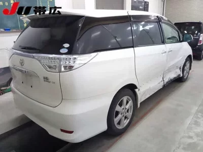 Toyota ESTIMA HYBRID