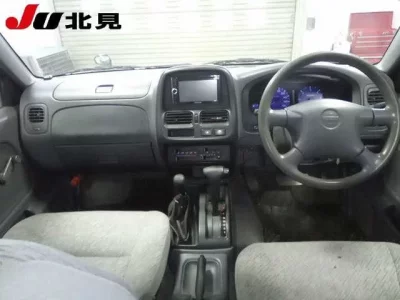 Nissan DATSUN PICKUP
