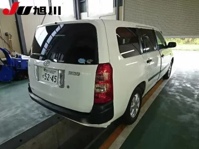Toyota SUCCEED