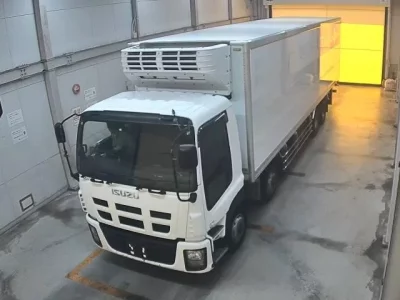 Isuzu TRUCK