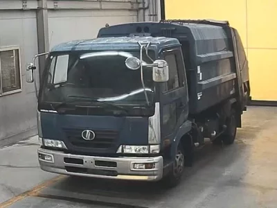 Nissan CONDOR