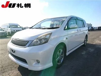 Toyota ISIS