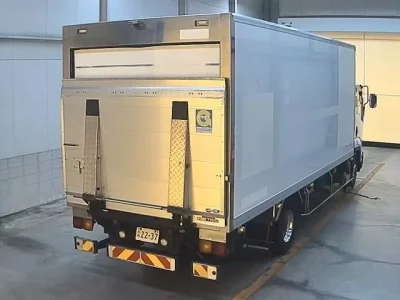 Isuzu FORWARD