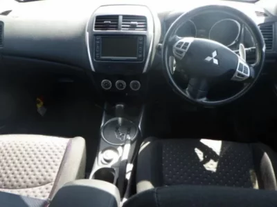 Mitsubishi RVR