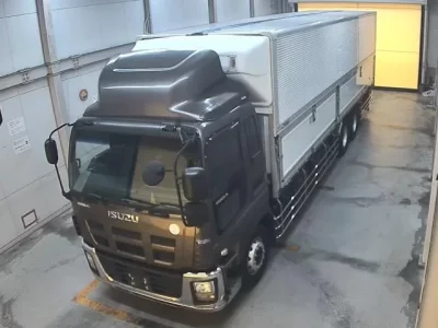 Isuzu TRUCK