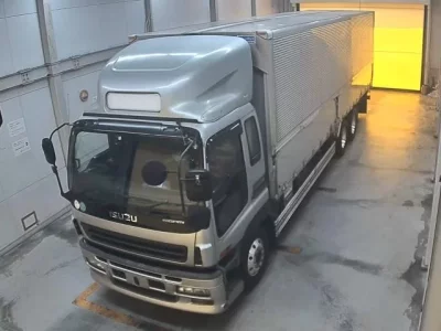Isuzu TRUCK